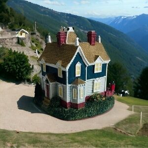 1999 Liberty Falls Ornithologist's House Figurine 3" Miniature Building NIB